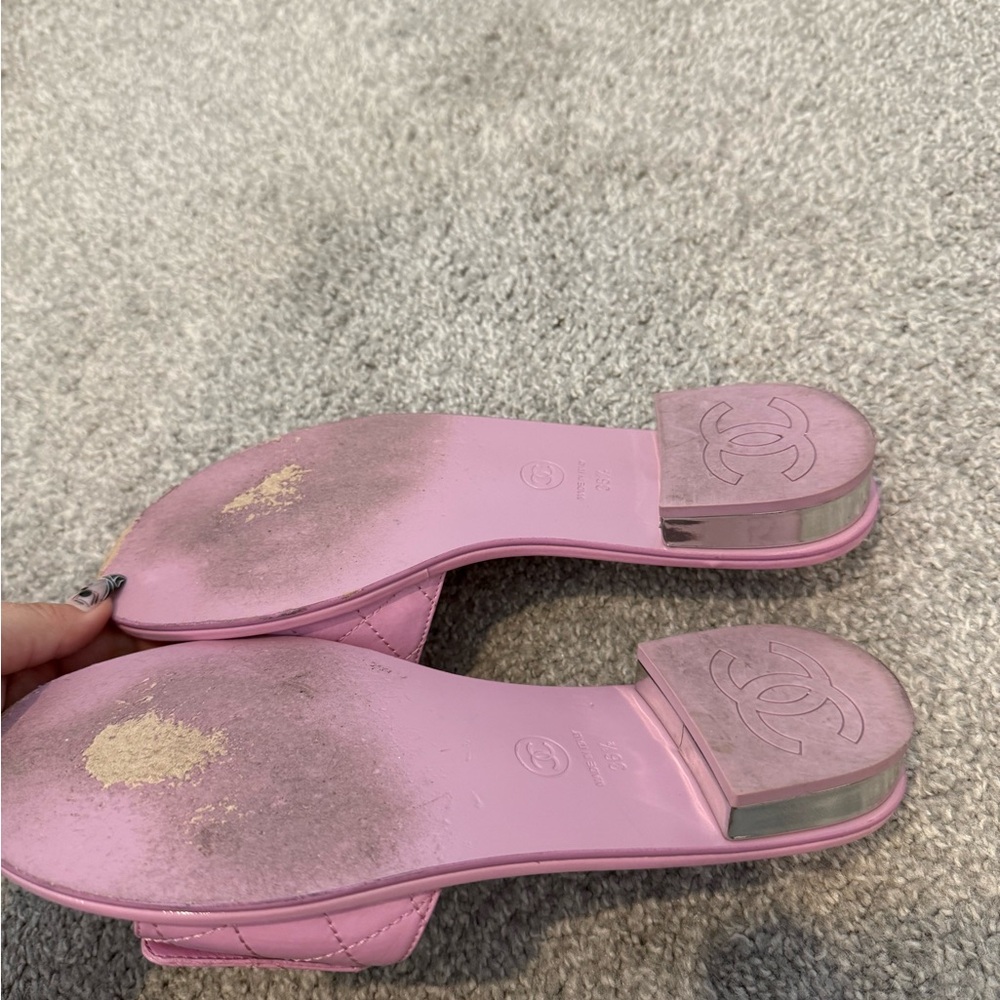 Chanel Patent Goatskin Quilted CC Mules Sandals 36.5 Pink - Picture 4 of 4